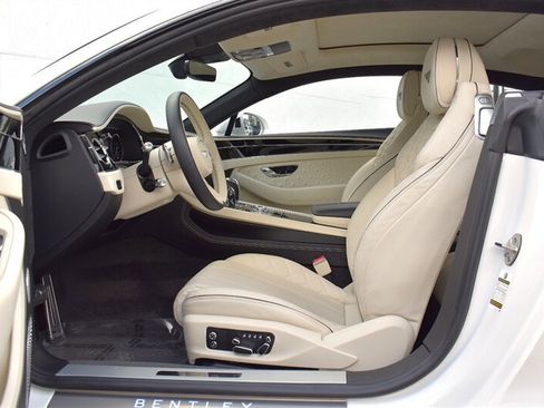 Used 2021 Bentley Continental GT AWD/4WD image 14