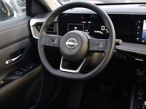 New 2026 Nissan Kicks SV w/ SV Premium Package image 24