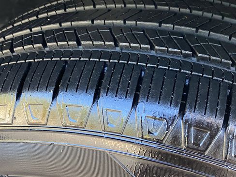 Certified 2025 Honda Pilot EX-L image 12