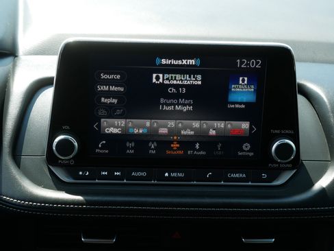 Used 2025 Nissan Rogue SV AWD/4WD image 22