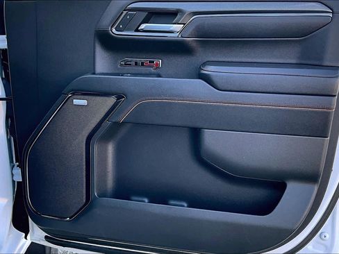 Used 2023 GMC Sierra 1500 AT4 w/ AT4 Preferred Package image 23