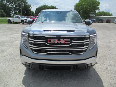 New 2026 GMC Sierra 1500 SLT w/ SLT Premium Package AWD/4WD image 12