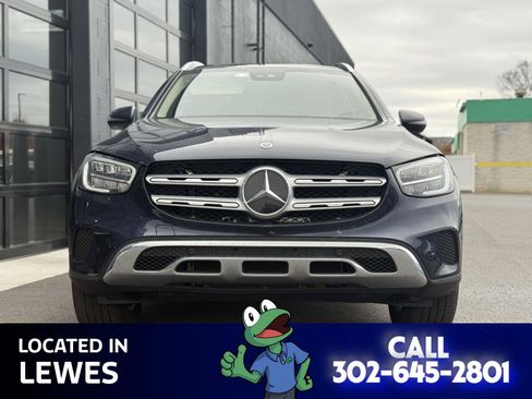 Used 2022 Mercedes-Benz GLC 300 4MATIC image 3