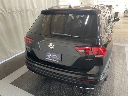 Certified 2021 Volkswagen Tiguan SE R-Line AWD/4WD image 7