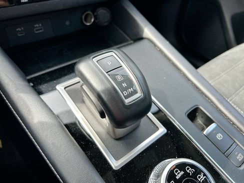 Used 2024 Mitsubishi Outlander SE FWD image 27