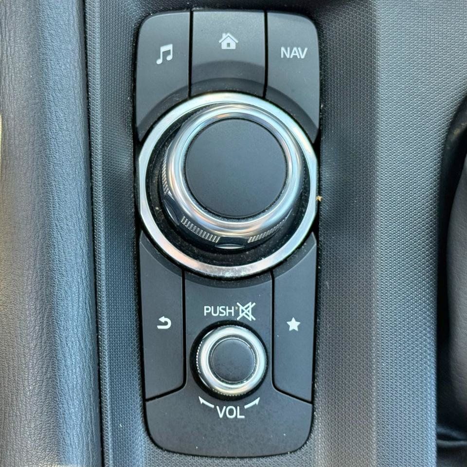Used 2017 MAZDA MX-5 Miata RF Grand Touring RWD image 19