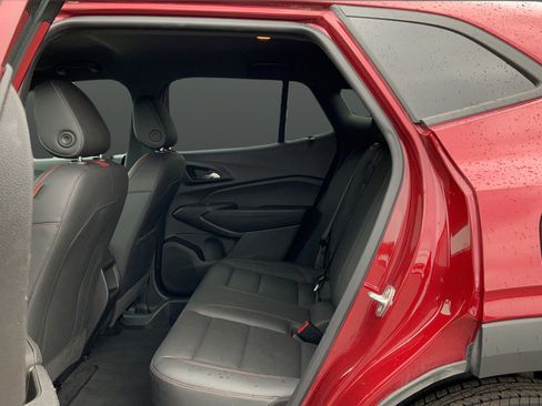 Used 2024 Chevrolet Trax RS w/ Driver Confidence Package FWD image 19