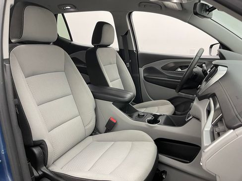 Used 2024 GMC Terrain SLE FWD image 29