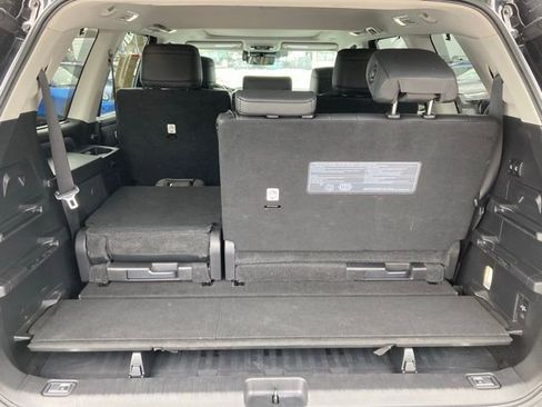 Used 2024 Toyota Sequoia Limited image 11