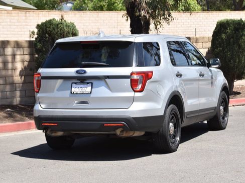 Used 2017 Ford Explorer 4WD Police Interceptor image 14