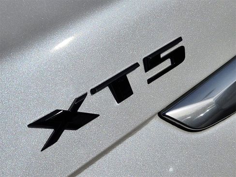 Certified 2023 Cadillac XT5 Premium Luxury w/ Technology Package image 8