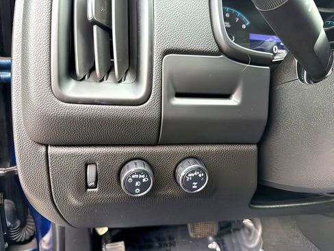 Used 2020 Chevrolet Colorado LT w/ LT Convenience Package AWD/4WD image 20