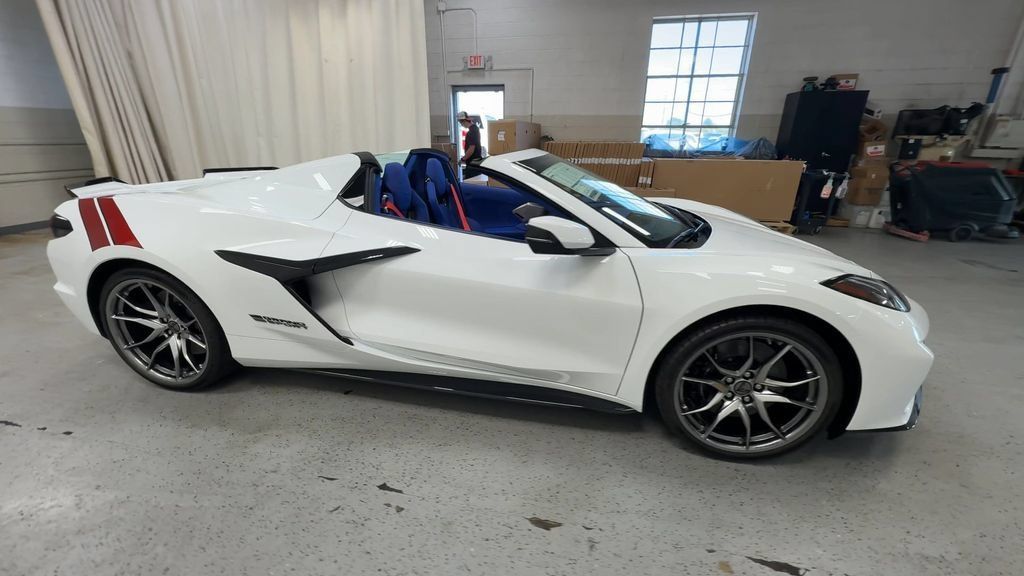 New 2027 Chevrolet Corvette Grand Sport w/ Grand Sport Launch Edition RWD image 9