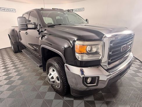 Used 2015 GMC Sierra 3500 SLE AWD/4WD image 9