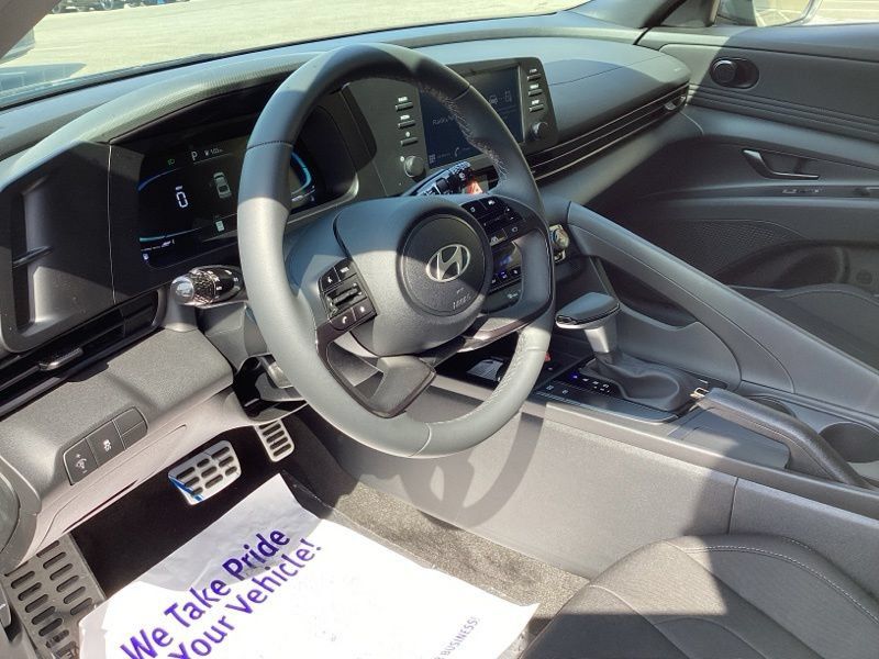 New 2026 Hyundai Elantra Sport FWD image 21