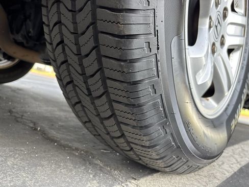 Used 2006 Honda Pilot LX image 18