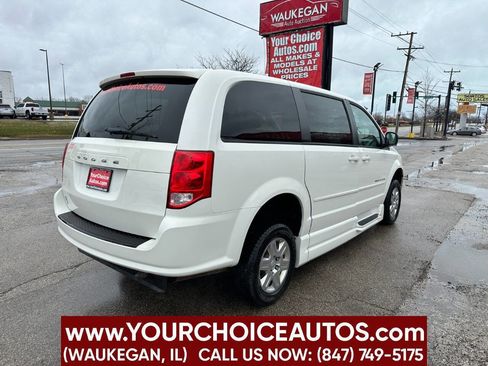 Used 2012 Dodge Grand Caravan SE image 6