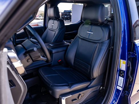 Used 2026 Ford F450 Platinum w/ FX4 Off-Road Package image 31