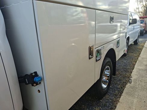 New 2025 Chevrolet Silverado 3500 LT w/ Convenience Package image 6