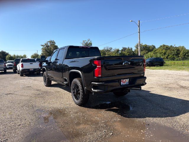 New 2026 Chevrolet Silverado 2500 High Country w/ Midnight Edition AWD/4WD image 9