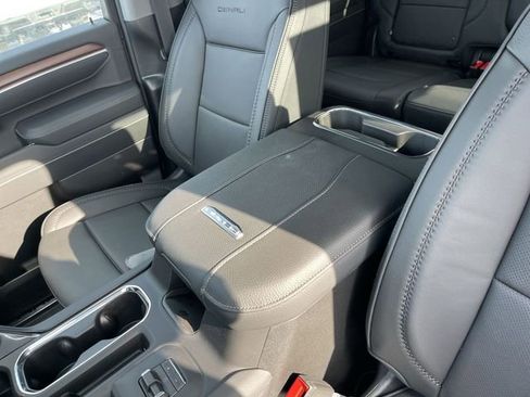New 2026 GMC Sierra 2500 Denali w/ Technology Package AWD/4WD image 20