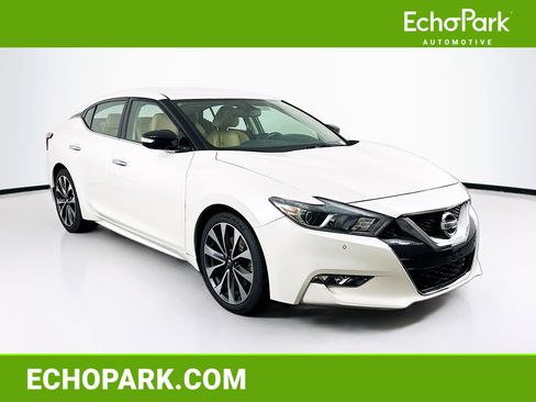 Used 2017 Nissan Maxima SR FWD image 1