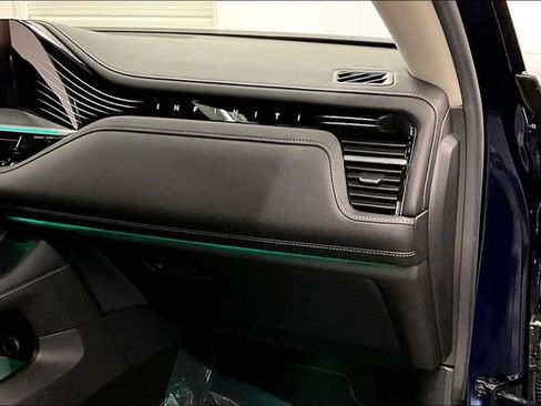 Used 2025 INFINITI QX80 Sensory image 19