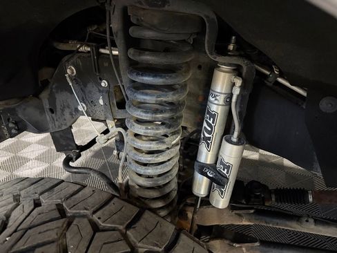 Used 2016 Ford F250 Platinum image 9