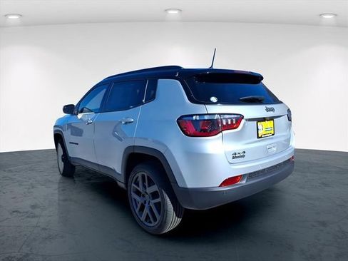 New 2026 Jeep Compass Limited AWD/4WD image 7
