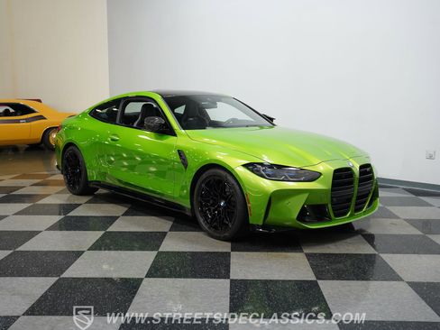 Used 2021 BMW M4 Competition w/ M Carbon Exterior Package image 17