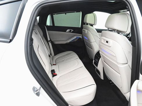 Used 2023 BMW X6 xDrive40i w/ Executive Package image 35