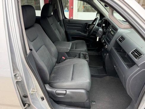 Used 2014 Honda Ridgeline Sport image 33