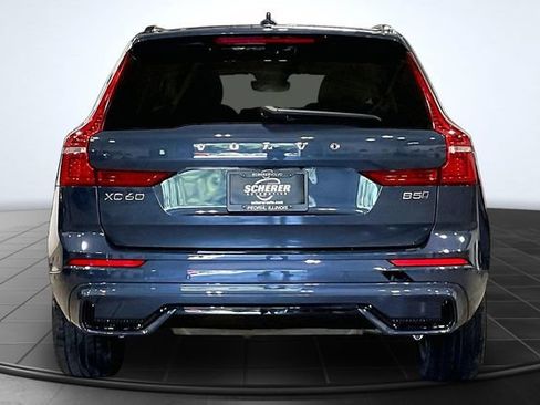 Certified 2024 Volvo XC60 B5 Plus w/ Climate Package AWD/4WD image 5