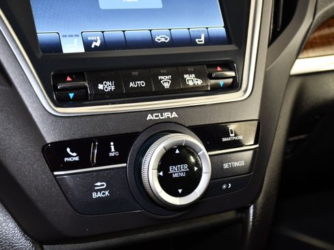 Used 2020 Acura MDX SH-AWD image 32