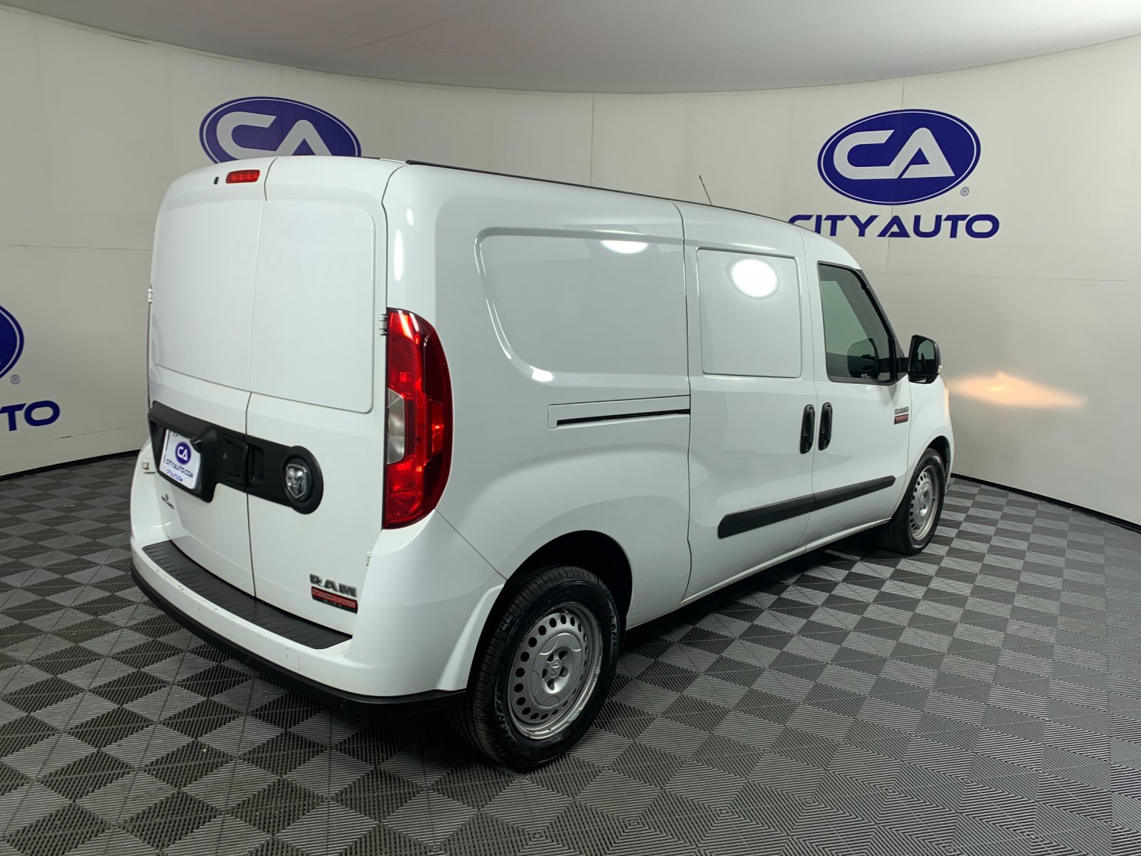 Used 2022 RAM ProMaster City Tradesman FWD image 3