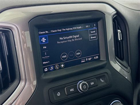 Used 2023 Chevrolet Silverado 1500 Custom w/ 2.7L Blackout Package image 29