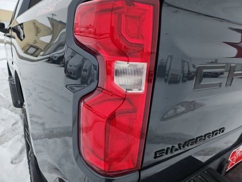 Used 2021 Chevrolet Silverado 1500 LT Trail Boss image 20