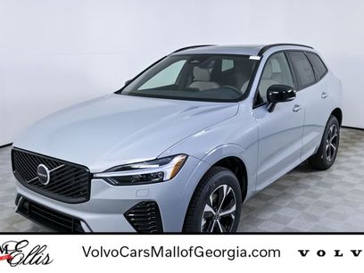 New 2026 Volvo XC60 B5 Core w/ Climate Package