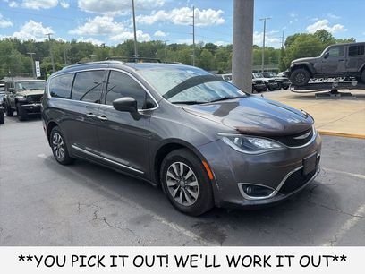 Used 2020 Chrysler Pacifica Touring-L