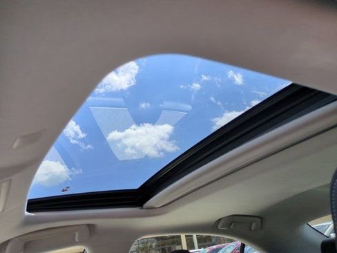 Used 2019 Lexus IS 300 RWD image 18