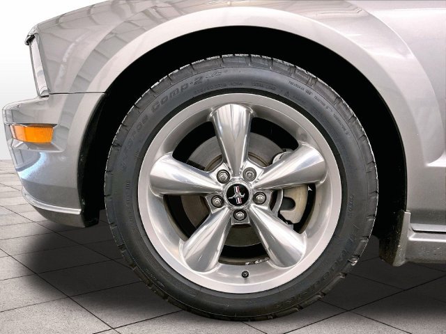 Used 2009 Ford Mustang GT Premium RWD image 8