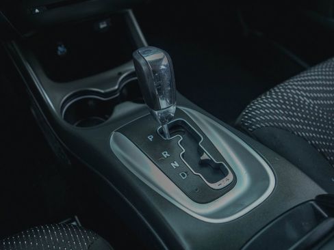 Used 2020 Dodge Journey SE w/ Blacktop Package image 21