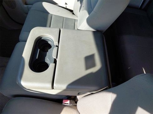 Used 2010 Ford F250 XLT image 15