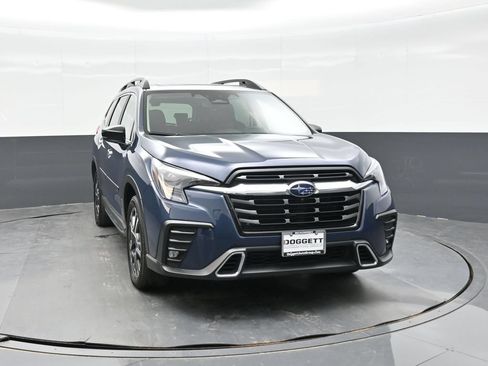 Used 2024 Subaru Ascent Touring AWD/4WD image 13