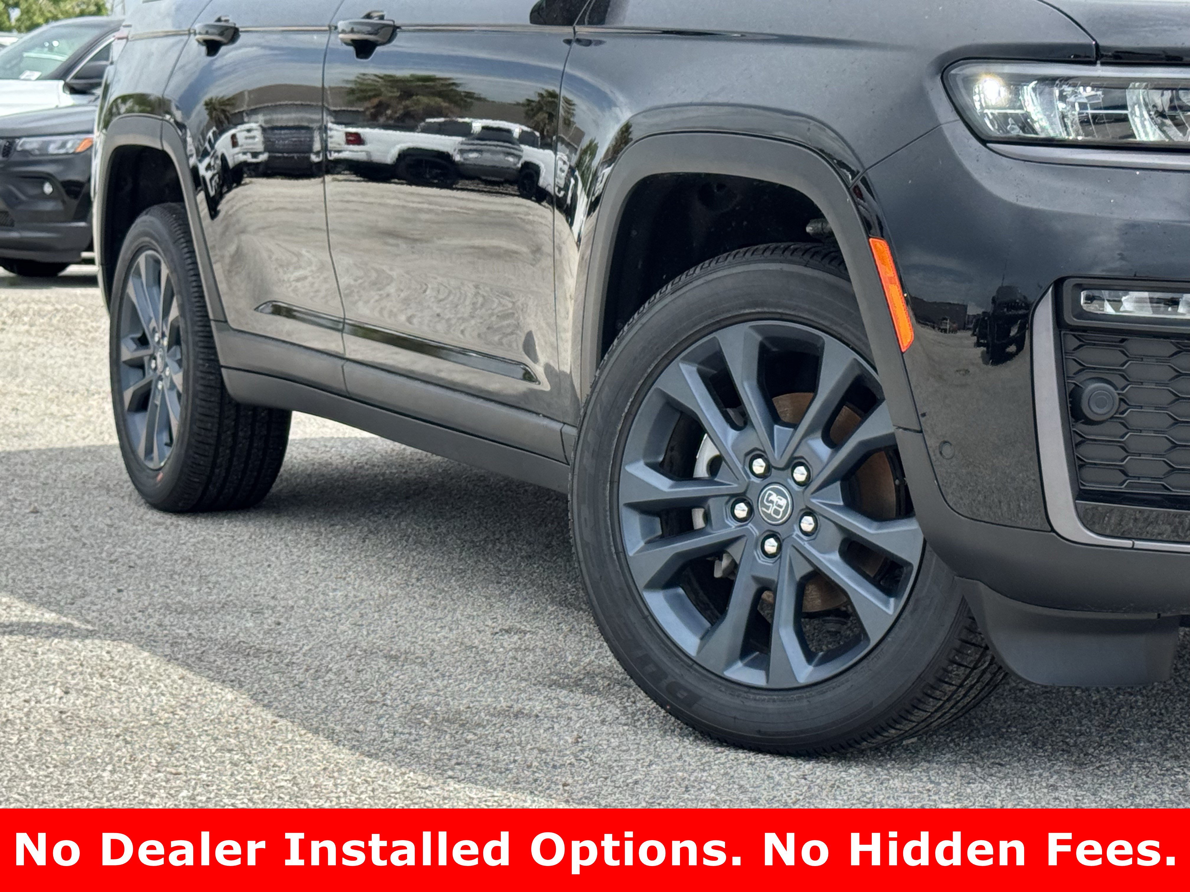 New 2026 Jeep Grand Cherokee Limited AWD/4WD image 3
