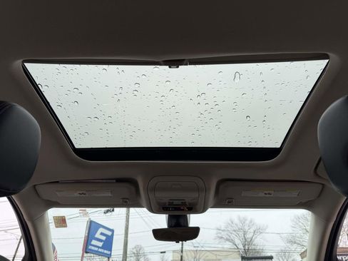 Used 2023 GMC Acadia Denali w/ Black Diamond Edition image 25