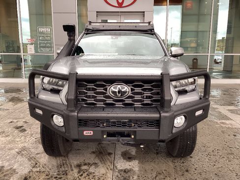 Certified 2023 Toyota Tacoma TRD Off-Road w/ Black Out Package (TMS) image 3