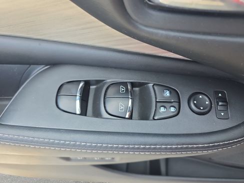 Used 2017 Nissan Murano Platinum w/ Platinum Technology Package FWD image 27