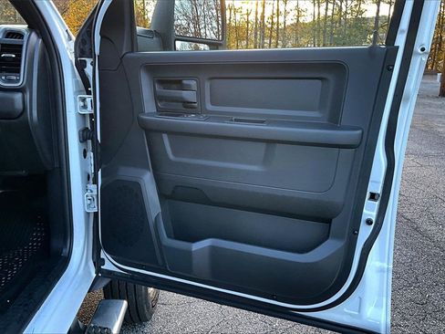 New 2024 RAM 5500 Tradesman w/ Chrome Appearance Group image 23