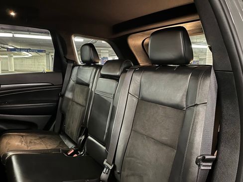 Used 2020 Jeep Grand Cherokee Altitude image 19